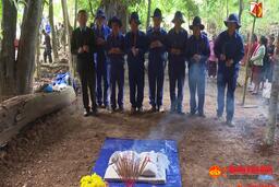 Ps - ĐI TÌM ĐỒNG ĐỘI TRÊN ĐẤT BẠN LÀO