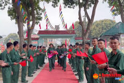 Phóng sự Truyền hình: ĐÓN CHIẾN SỸ MỚI CHU ĐÁO, ẤM TÌNH ĐỒNG ĐỘI.