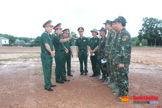 <a href="/chinh-tri/quan-su-quoc-phong" title="Quân sự - Quốc phòng" rel="dofollow">Quốc phòng - Quân sự</a>