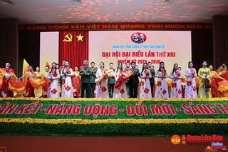 <a href="/chinh-tri/quan-su-quoc-phong" title="Quân sự - Quốc phòng" rel="dofollow">Quốc phòng - Quân sự</a>