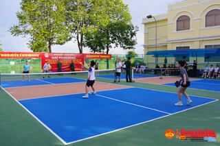 <a href="/the-thao" title="Thể thao" rel="dofollow">Thể thao</a>