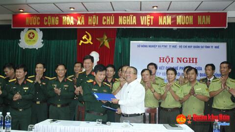 Bộ CHQS và Sở Nông nghiệp và Phát triển nông thôn Thừa Thiên Huế: Ký kết Quy chế phối hợp bảo vệ phòng cháy, chữa cháy rừng