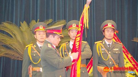 Tỉnh Thanh Hóa đón nhận Huân chương Quân công hạng Nhì