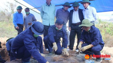 Đội quy tập Bộ CHQS Nghệ An: Quy tập được 72 hài cốt liệt sỹ Việt Nam hy sinh ở Lào.