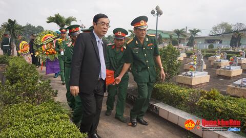 Thị xã Quảng Trị (tỉnh Quảng Trị) tổ chức lễ truy điệu và an táng hài cốt liệt sĩ