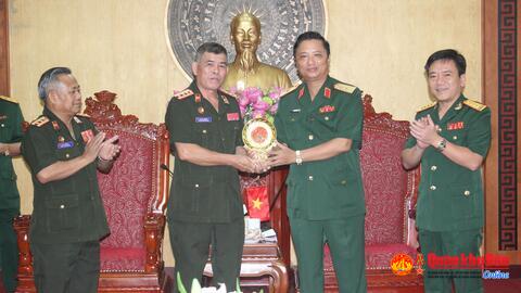 Cục Tác chiến Quân đội Việt Nam và Lào: Trao đổi thống nhất các biện pháp thực hiện kế hoạch hợp tác.