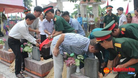 Tỉnh Thừa Thiên Huế: Truy điệu và cải táng 4 mộ liệt sĩ