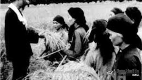 Cán bộ và bộ đội nhất định phải đi sát với nhân dân