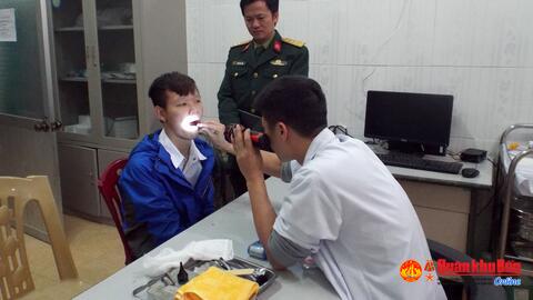 Huyện Tuyên Hóa (Quảng Bình): 500 công dân tham gia khám sức khỏe nghĩa vụ quân sự năm 2019