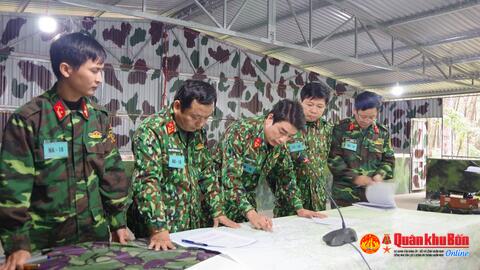 Bộ CHQS tỉnh Nghệ An: Diễn tập Chỉ huy - Tham mưu 1 bên 1 cấp năm 2018