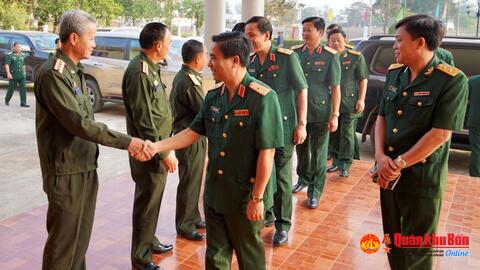Bộ Tư lệnh Quân khu 4: Thăm, làm việc với các đơn vị Quân đội nhân dân Lào.
