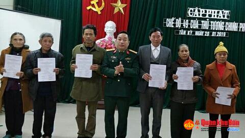 Ban CHQS huyện Tân Kỳ (Nghệ An): 658 đối tượng được chi trả trợ cấp theo Quyết định 49