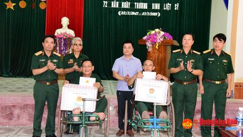 Bộ tư lệnh Quân khu 4: Thăm, tặng quà các đối tượng chính sách trên địa bàn tỉnh Nghệ An.