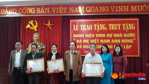 Huyện Nghi Lộc (Nghệ An) truy tặng, trao tặng danh hiệu vinh dự Nhà nước “Bà mẹ Việt Nam anh hùng” và Huân chương Độc lập
