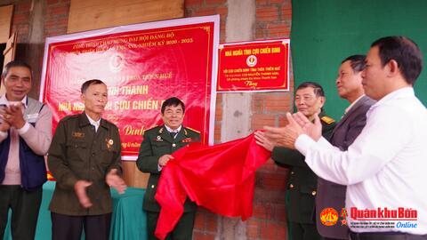 Hội Cựu chiến binh tỉnh Thừa Thiên Huế trao tặng nhà tình nghĩa