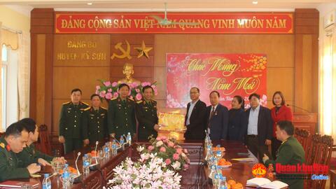 Bộ Tư lệnh Quân khu 4 thăm, chúc Tết các đơn vị trên địa bàn huyện Kỳ Sơn, tỉnh Nghệ An