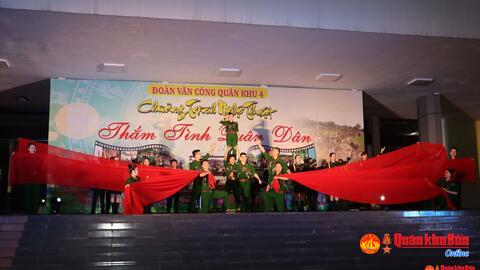 Đoàn Văn công Quân khu 4 tổ chức biểu diễn nghệ thuật tại tỉnh Thừa Thiên Huế