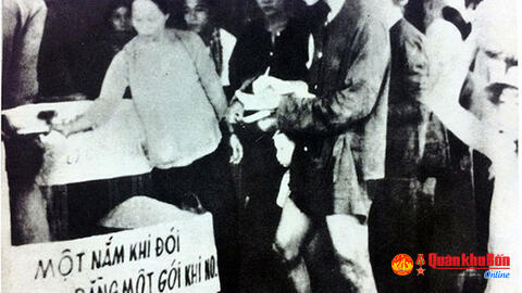 Quân và dân ta cố gắng thi đua giết giặc lập công, thi đua tăng gia và tiết kiệm, thì tình hình giặc sẽ bi hơn nữa và thắng lợi nhất định về ta