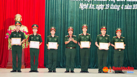 Trung đoàn 335 tổ chức Hội thi giảng dạy chính trị năm 2022