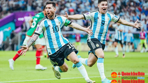 Messi phá "khối boongke" Mexico, Argentina có chiến thắng đầu tiên tại World Cup 2022