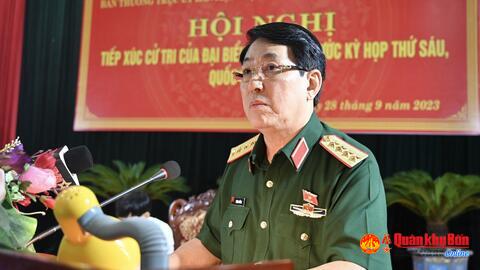 Đại tướng Lương Cường, Chủ nhiệm Tổng cục Chính trị Quân đội Nhân dân Việt Nam tiếp xúc cử tri tại huyện Yên Định, tỉnh Thanh Hóa