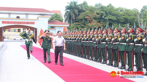 TRUYỀN THỐNG VẺ VANG CỦA LỰC LƯỢNG VŨ TRANG QUÂN KHU  4