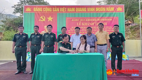 Đoàn Kinh tế - Quốc phòng 4 (Quân khu 4) khánh thành và bàn giao mô hình "Làng văn hóa Quân - Dân kiểu mẫu"