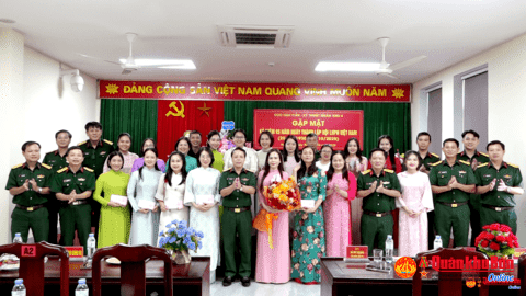 Gặp mặt hội viên phụ nữ khối cơ quan nhân Ngày Phụ nữ Việt Nam 20/10
