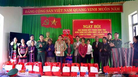 Đoàn Kinh tế - Quốc phòng 92 tuyên truyền xây dựng “Bản làng bình yên”