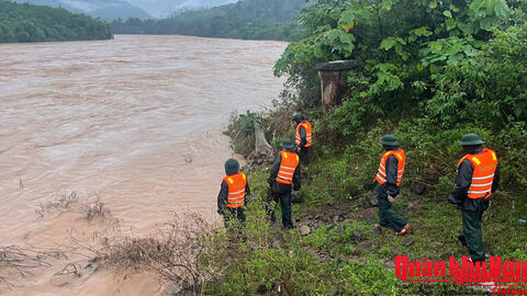 Bộ đội Biên phòng tỉnh Quảng Trị: Tập trung tìm kiếm một tài xế mất tích tại cầu tràn La Lay