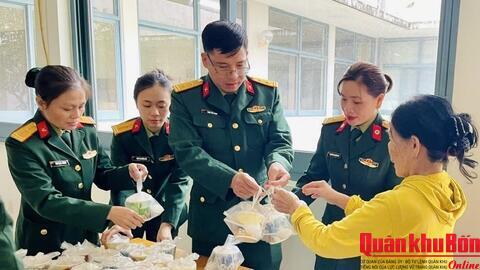 Tổ chức chương trình “Bát cháo yêu thương - Ấm lòng người bệnh”