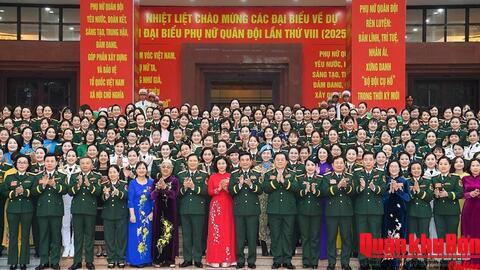 Đại tướng Phan Văn Giang dự, chỉ đạo Đại hội đại biểu Phụ nữ Quân đội lần thứ VIII