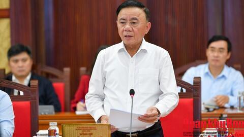 Thường trực Ban Bí thư Trần Cẩm Tú chủ trì họp rà soát công tác tổ chức phục vụ Đại hội XIV của Đảng