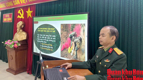 Người thầy “truyền lửa” ở Học viện Chính trị