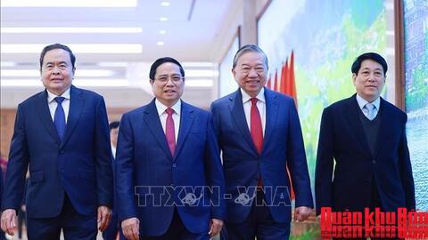 Tổng Bí thư Tô Lâm: Chuyển mạnh và thực chất tư duy “quản lý” sang “kiến tạo phát triển”, chấm dứt đùn đẩy, né tránh