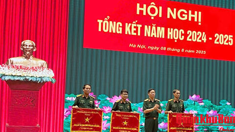 50 năm bồi đắp mạch nguồn chính trị từ giảng đường đến thao trường