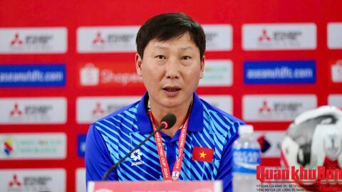 Huấn luyện viên Kim Sang Sik: U23 Việt Nam gặp Trung Quốc hay Uzbekistan đều thắng