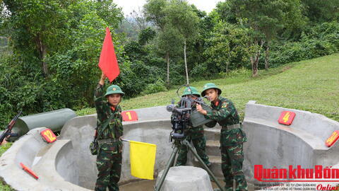 Phóng sự: Trung đoàn 19 (Sư đoàn 968): Sẵn sàng xử lý các tình huống