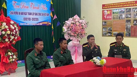 Tuổi trẻ Trung đoàn 3, Sư đoàn 324: Tọa đàm, diễn đàn thanh niên “Vững bước dưới cờ Đảng”