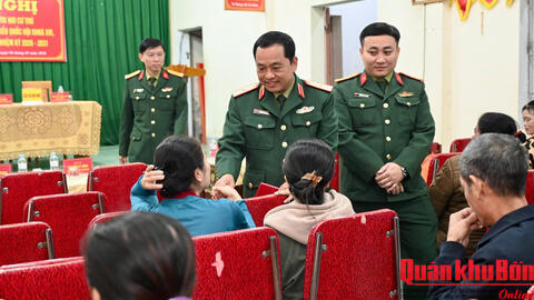 Thiếu tướng Nguyễn Ngọc Hà, Phó Tư lệnh Quân khu 4 được cử tri nơi cư trú tín nhiệm cao, giới thiệu ứng cử đại biểu Quốc hội khóa XVI