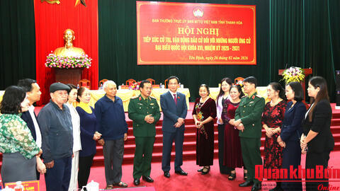 Thượng tướng Lê Đức Thái tiếp xúc cử tri tại Thanh Hóa