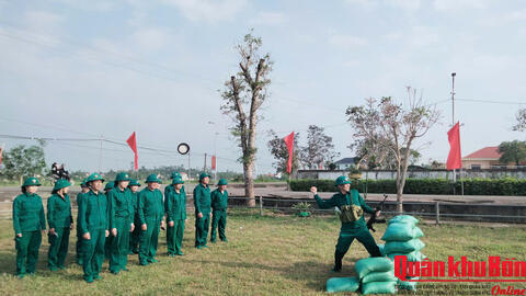 Xã Gia Hanh (Hà Tĩnh) tập trung huấn luyện lực lượng Dân quân tự vệ năm 2026