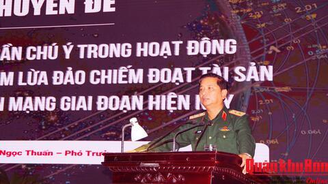 Trung tướng Hà Thọ Bình, Tư lệnh Quân khu kiểm tra học tập tại chức cơ quan Quân khu