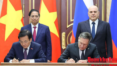 Việt - Nga ký thỏa thuận xây nhà máy điện hạt nhân Ninh Thuận 1 là sự kiện lịch sử
