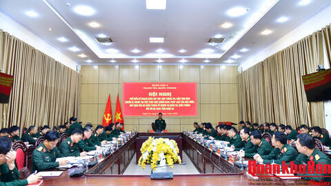 Thanh tra Quốc phòng Quân khu 4 làm việc tại Bộ Chỉ huy Quân sự tỉnh Nghệ An