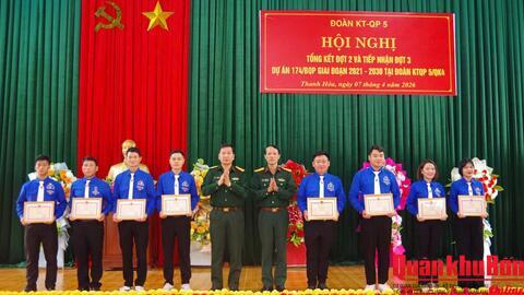 Đoàn Kinh tế - Quốc phòng 5 (Quân khu 4) tiếp nhận 24 trí thức trẻ tình nguyện