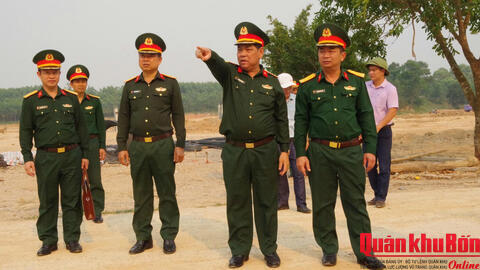 Bộ Tham mưu Quân khu 4 kiểm tra công trình tại Trung đoàn 19