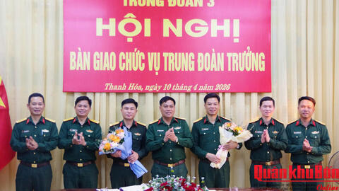 Bàn giao chức vụ Trung đoàn trưởng Trung đoàn 3 (Sư đoàn 324)