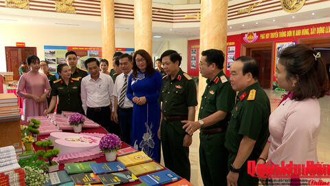 Phóng sự truyền hình: LAN TỎA PHONG TRÀO ĐỌC SÁCH Ở LỰC LƯỢNG VŨ TRANG QUÂN KHU 4