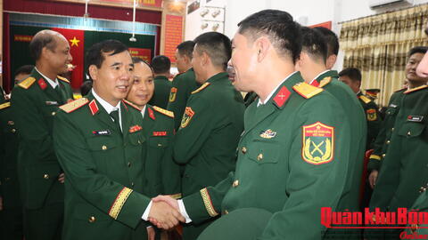 Quân khu 4: Khai giảng lớp đào tạo cao cấp lý luận chính trị đối với Chỉ huy trưởng Ban Chỉ huy Quân sự cấp xã